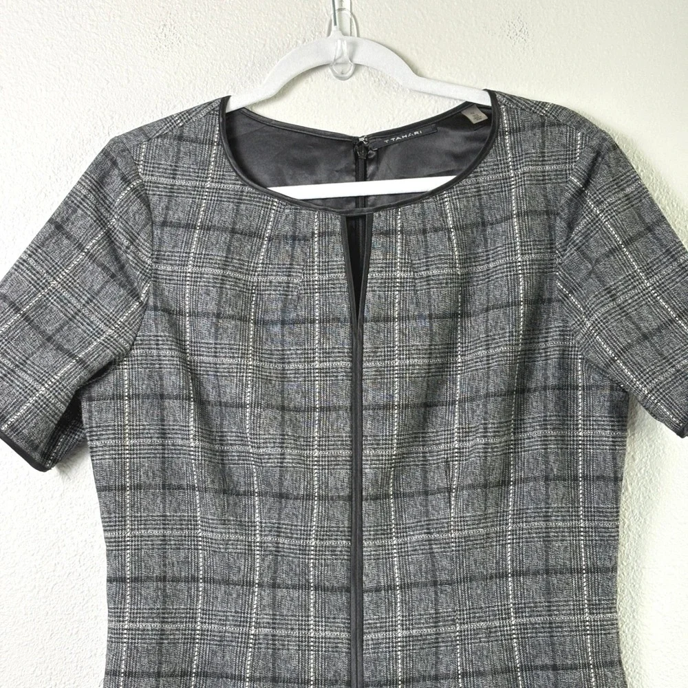 Tahari Sheath Dress Womens 12‎ Grey Plaid Faux Leather Trim Short Sleeve Office